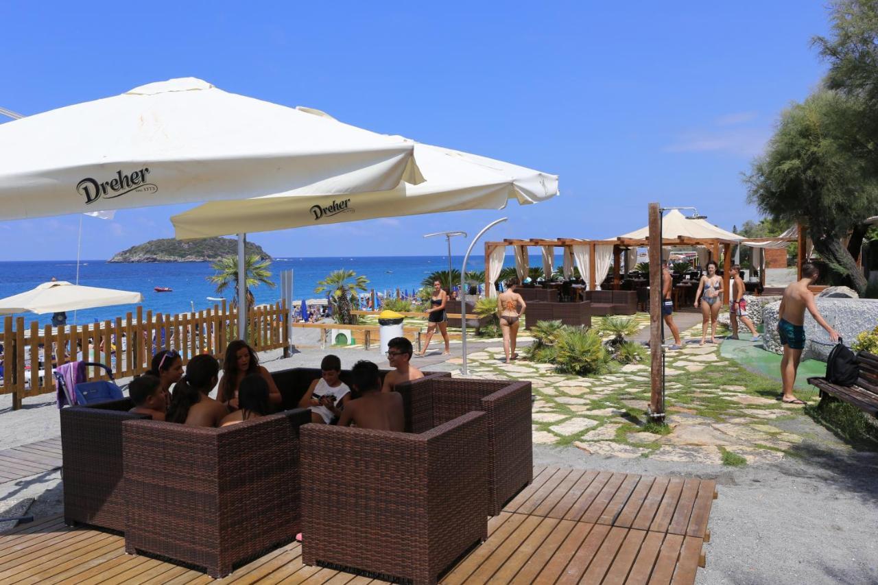 ديامنتي B&B La Stazione المظهر الخارجي الصورة