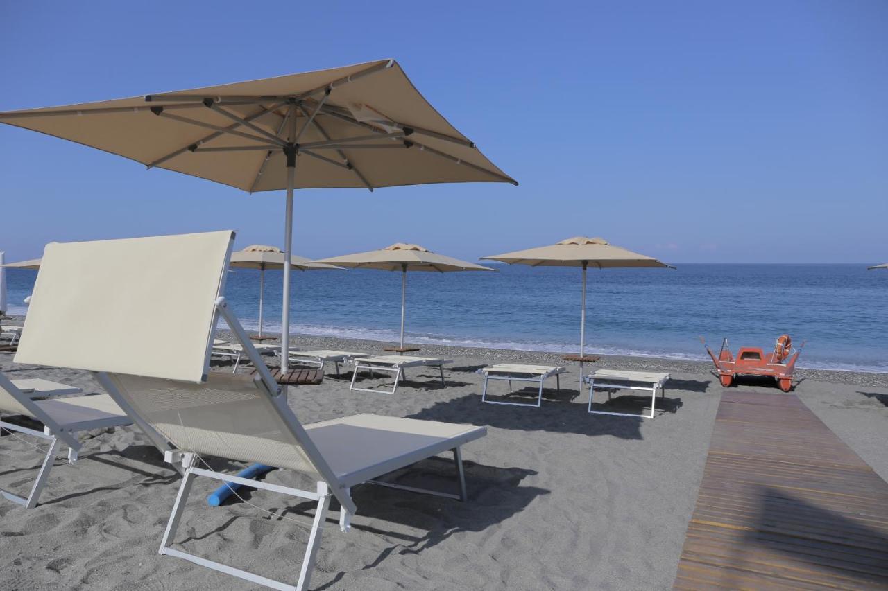 ديامنتي B&B La Stazione المظهر الخارجي الصورة
