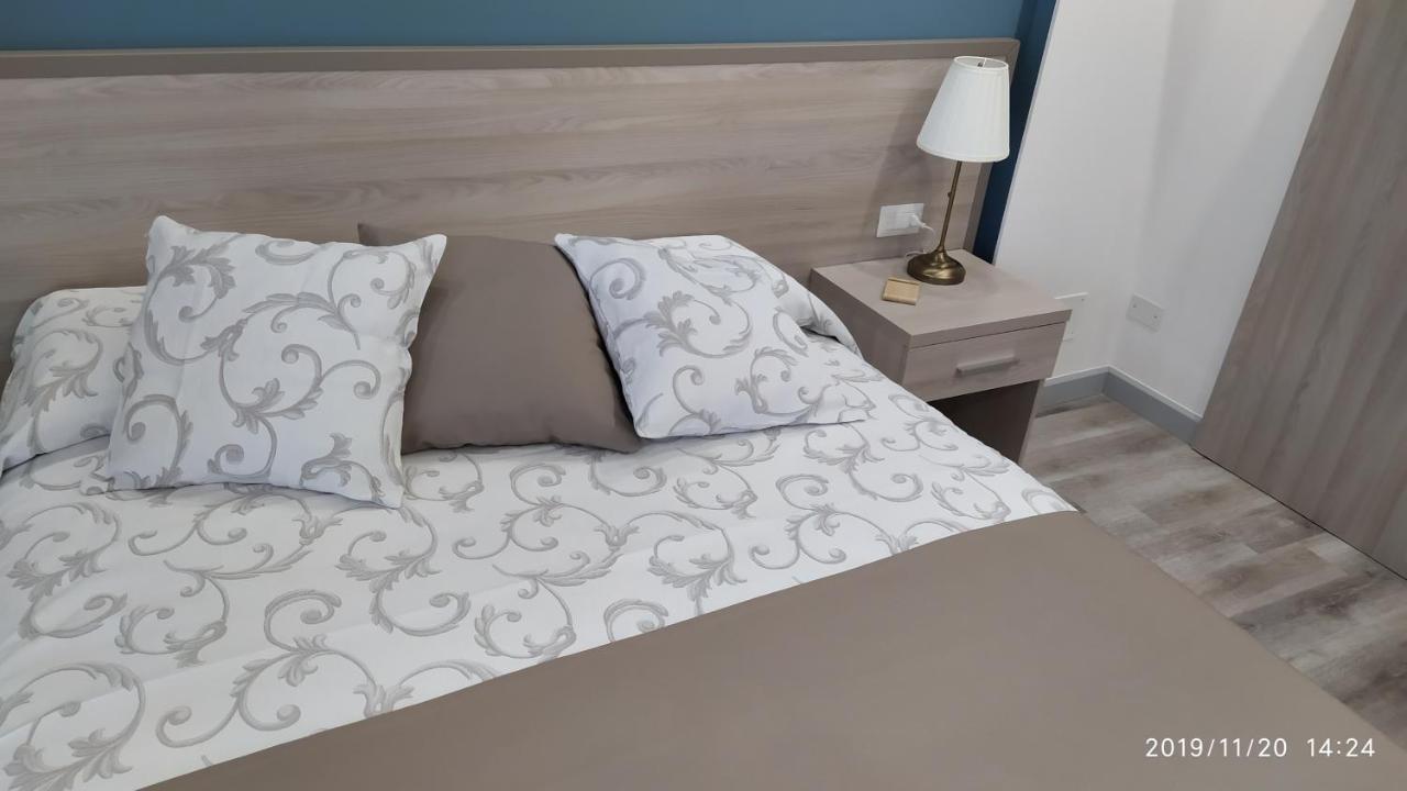 ديامنتي B&B La Stazione المظهر الخارجي الصورة